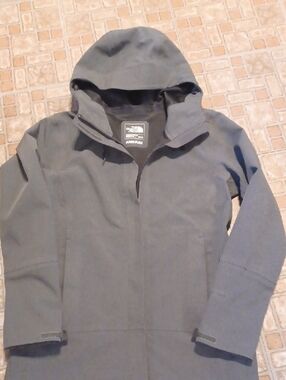 The North Face Gray Hooded Shell Jacket APEX-FLEX Size Medium